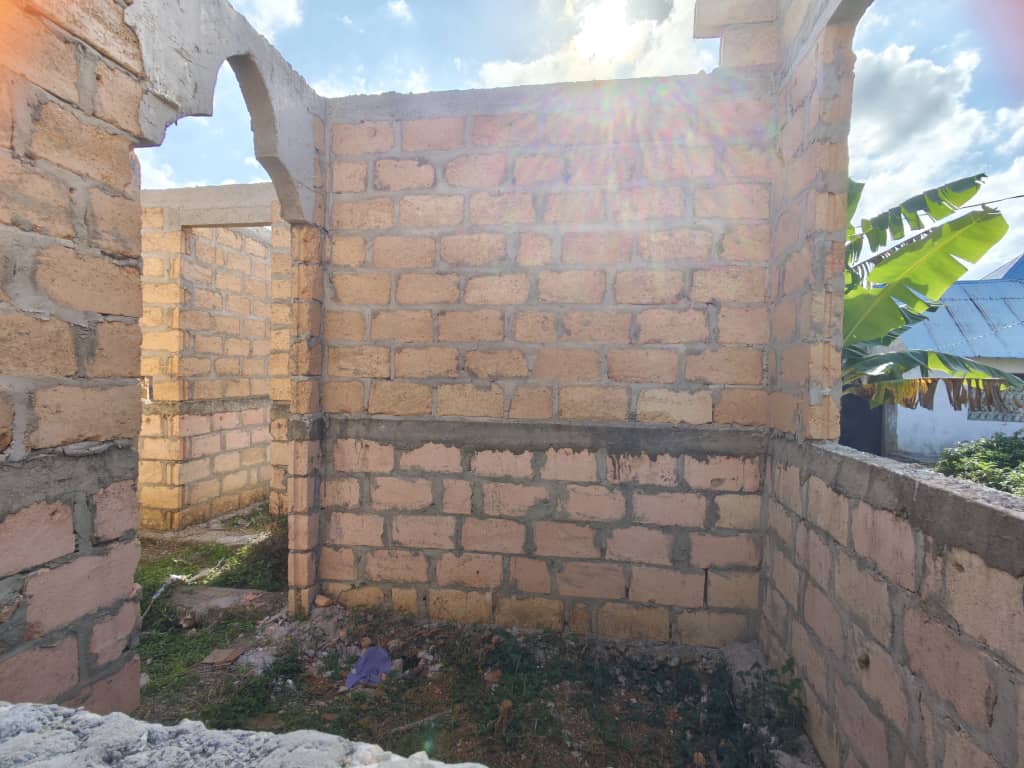 NYUMBA MBUZINI  ZANZIBAR