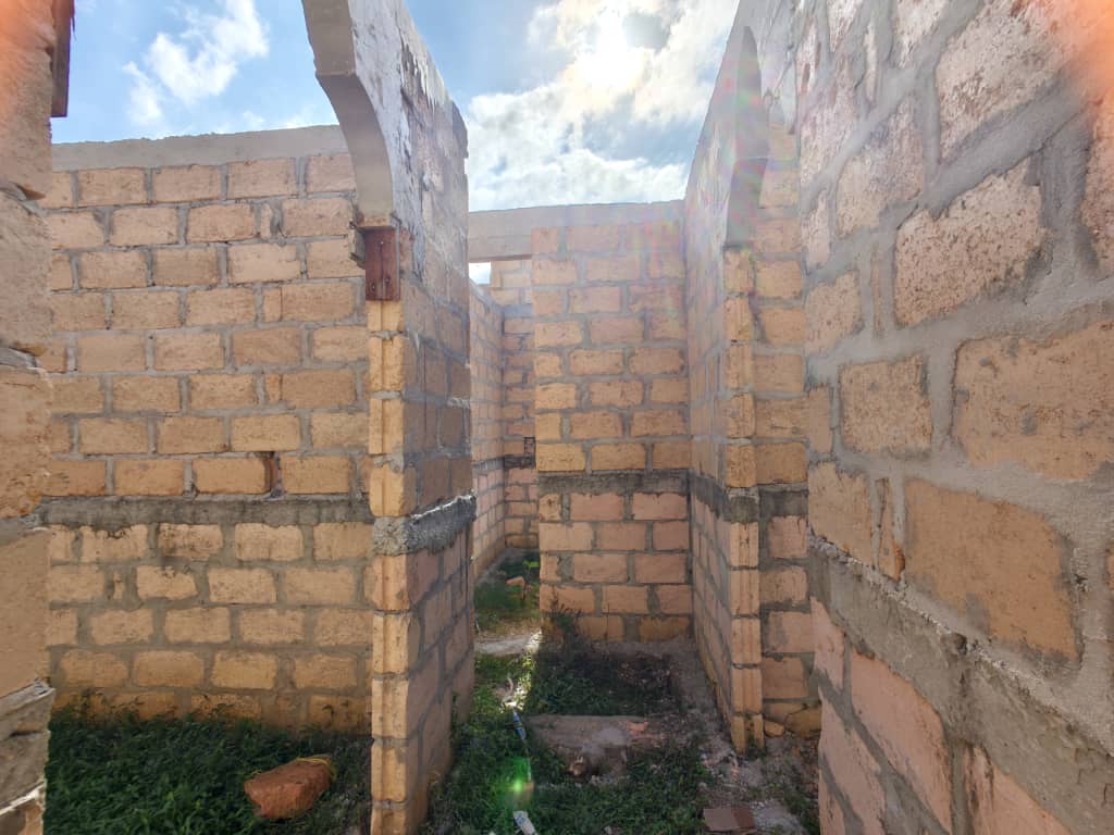 NYUMBA MBUZINI  ZANZIBAR