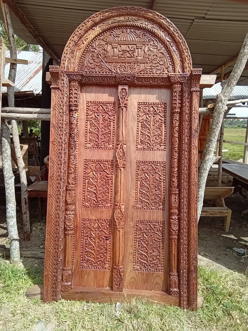 ZANZIBAR DOOR 17